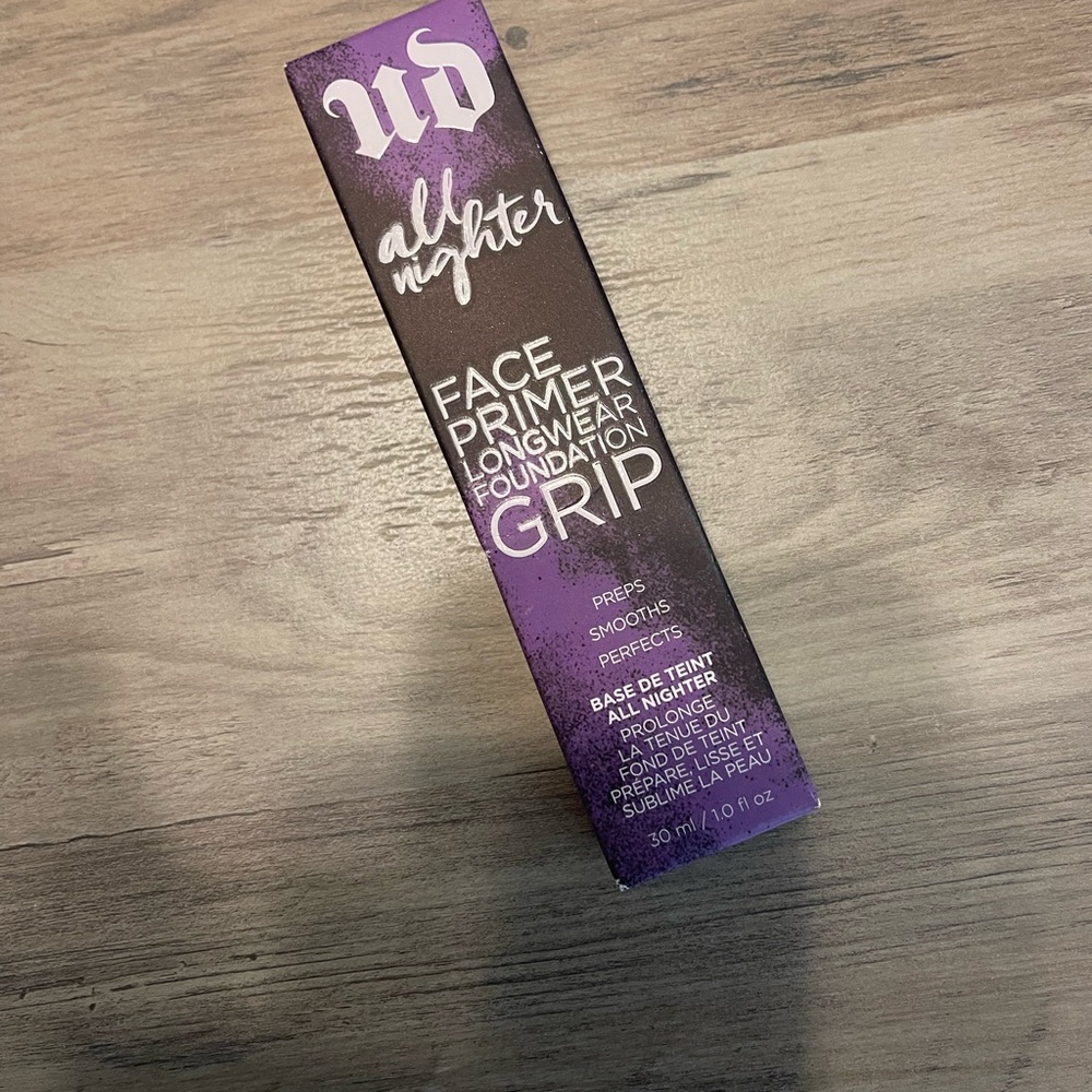 Urban Decay All Nighter Face Primer - Purple and White